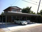 間口連結タイプで中間柱が2本入ります